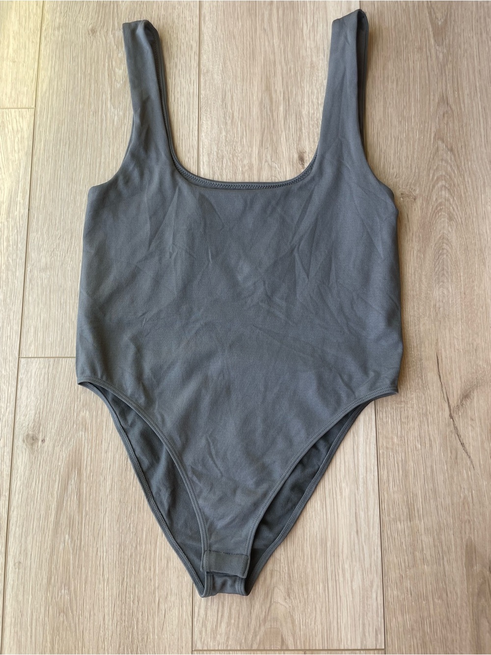 A New Day Gray Seamless Scoop Neck Tank Bodysuit Thong Gray Medium NWT